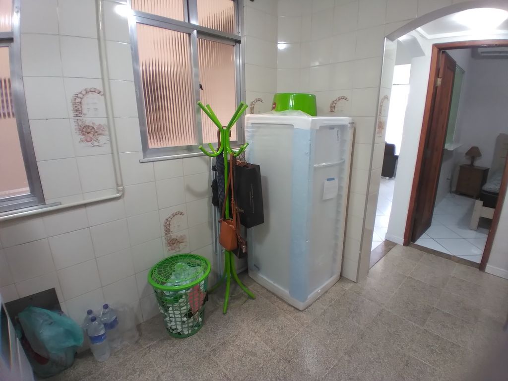 Imagens do imóveis Apartamento à Venda com 2 quartos, 1 banheiro e m² por R$ 340.000