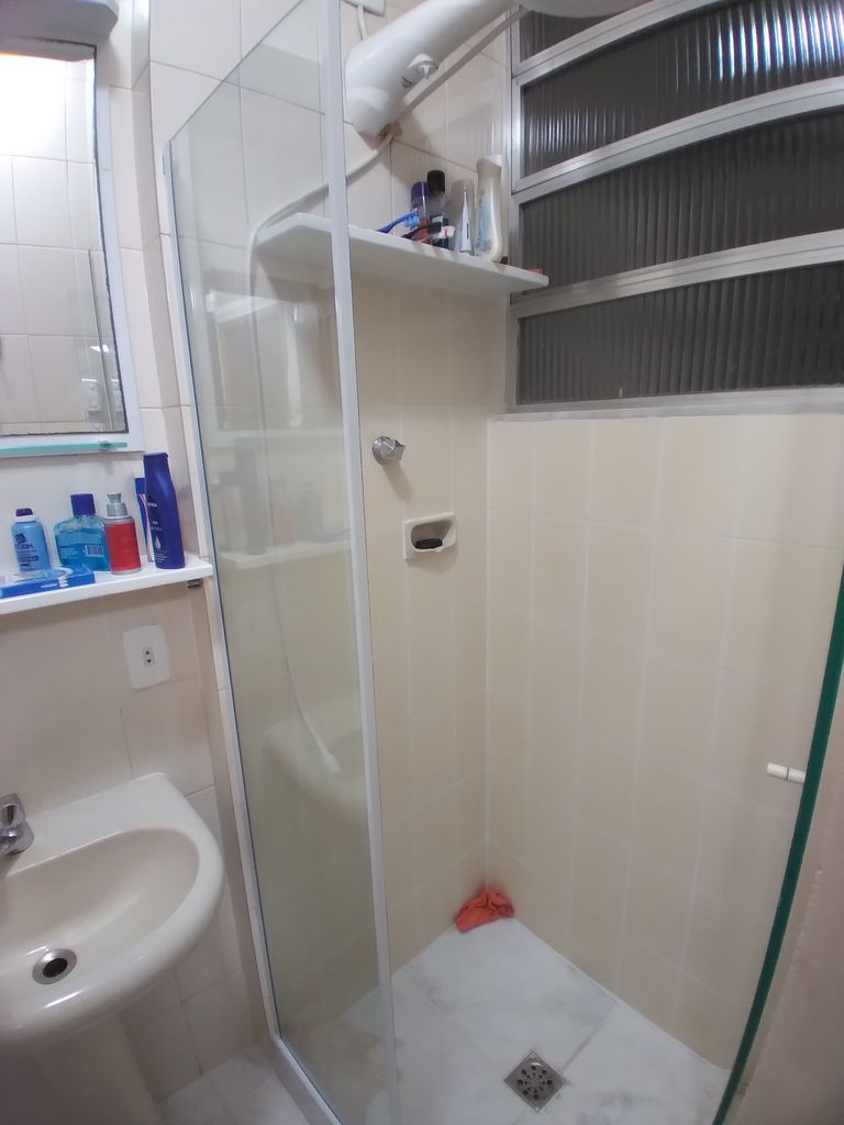 Imagens do imóveis Apartamento à Venda com 2 quartos, 1 banheiro e m² por R$ 340.000
