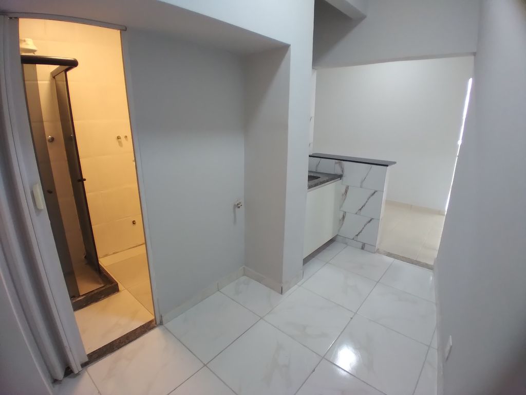 Imagens do imóveis Apartamento à Venda com 1 quarto, 1 banheiro e 32 m² por R$ 210.000