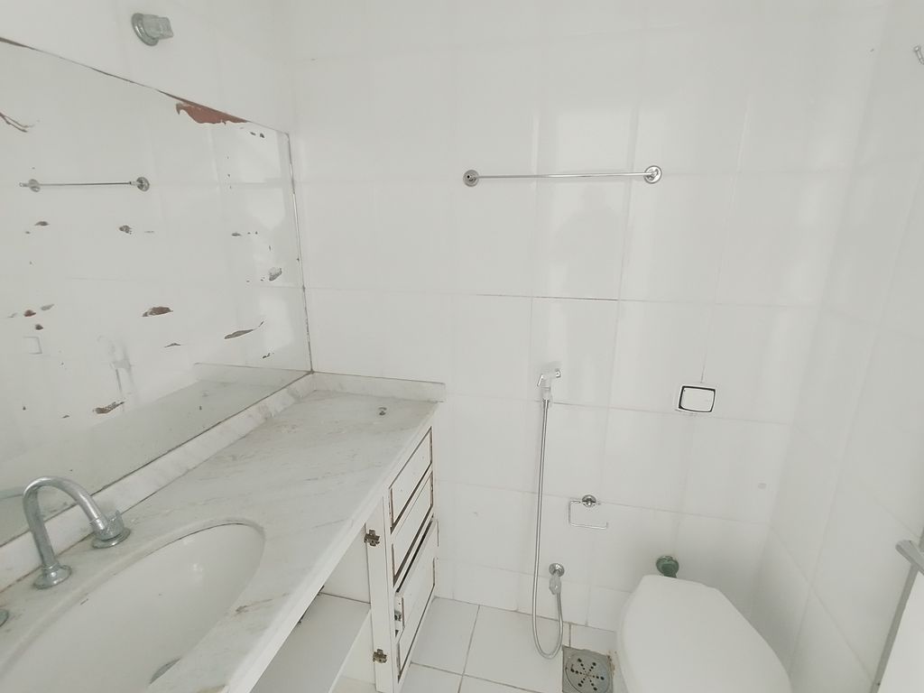 Imagens do imóveis Apartamento de Sala Dois Quartos dependência  Praça da Bandeira Rio de Janeiro