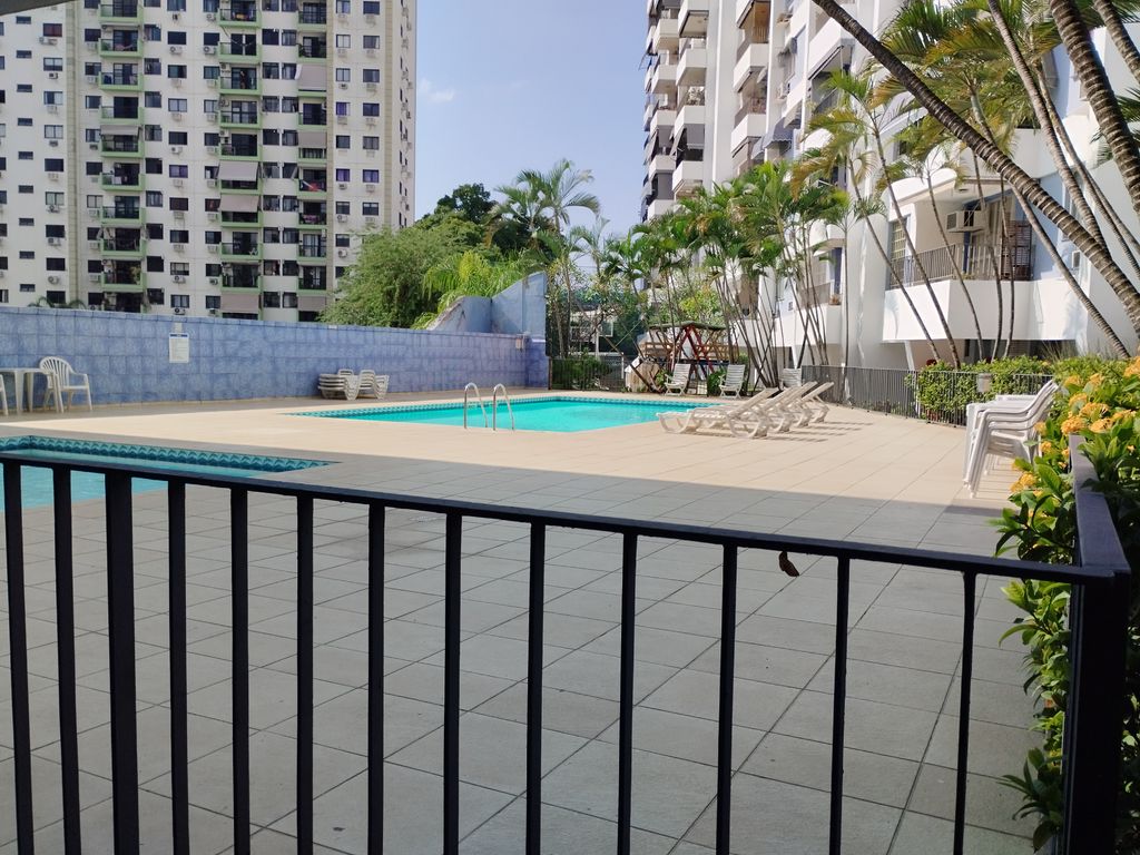 Imagens do imóveis Apartamento de Sala Dois Quartos dependência  Praça da Bandeira Rio de Janeiro