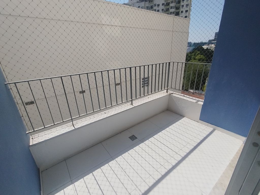 Imagens do imóveis Apartamento de Sala Dois Quartos dependência  Praça da Bandeira Rio de Janeiro