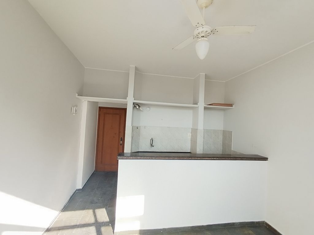 Imagens do imóveis Apartamento composto de sala um quarto para venda em centro Rio de Janeiro