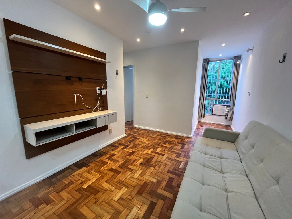 Imagens do imóveis Apartamento Quarto e Sala Totalmente Reformado na Rua Riachuelo Centro RJ