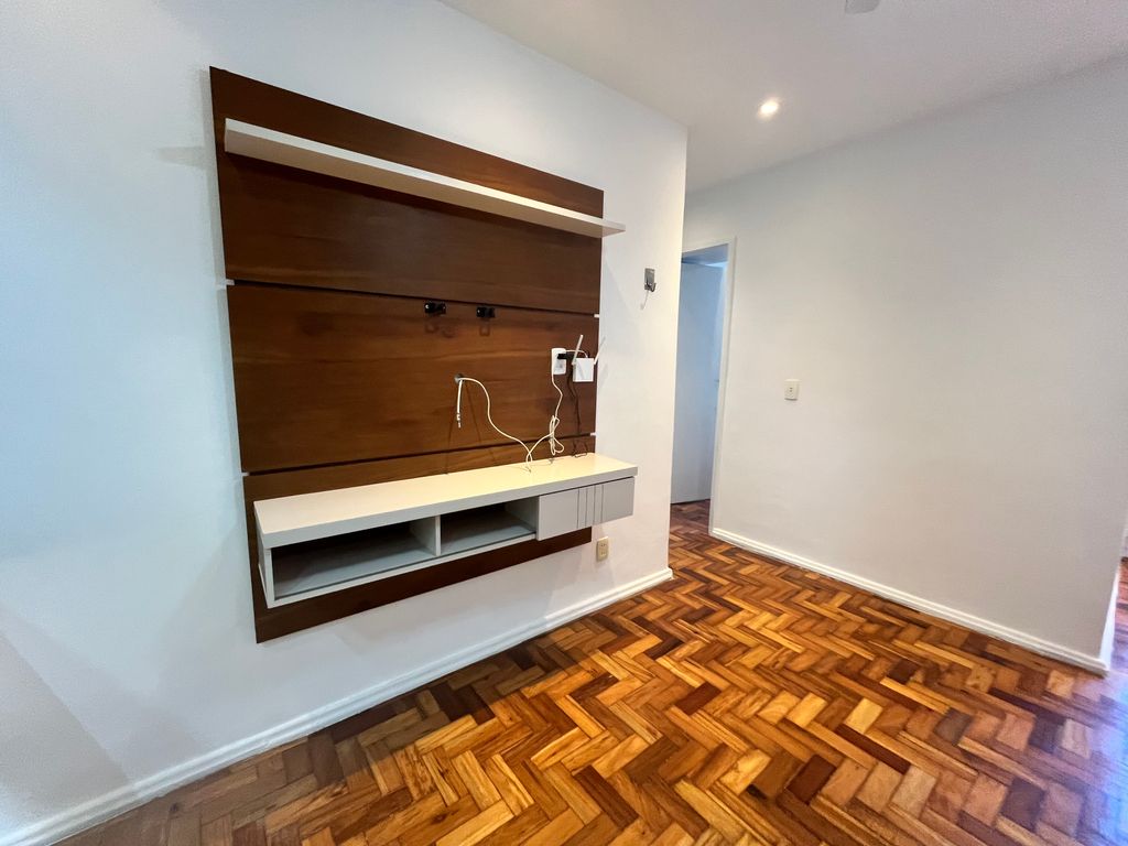 Imagens do imóveis Apartamento Quarto e Sala Totalmente Reformado na Rua Riachuelo Centro RJ