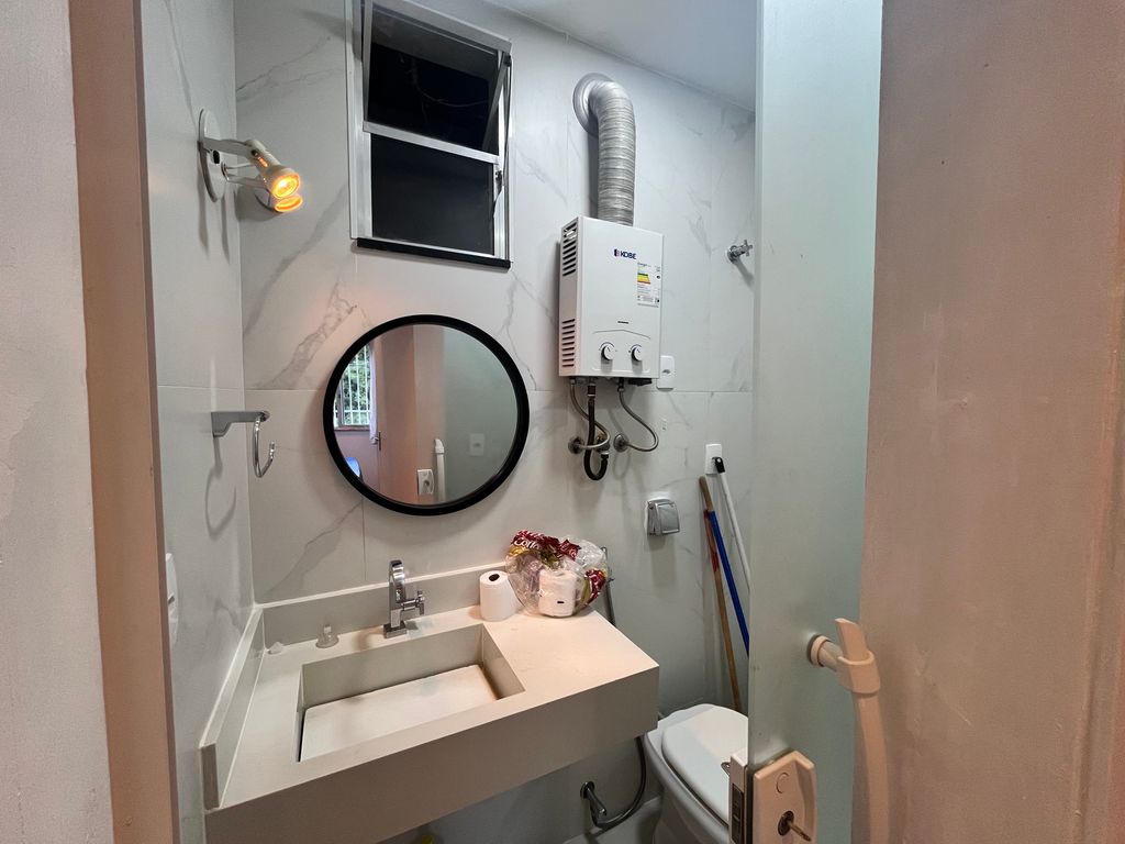 Imagens do imóveis Apartamento Quarto e Sala Totalmente Reformado na Rua Riachuelo Centro RJ