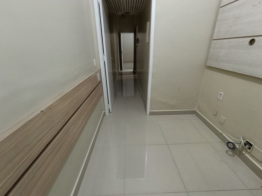 Imagens do imóveis Apartamento tipo Sala e Quarto para venda em Bairro de Fátima, Rio de Janeiro