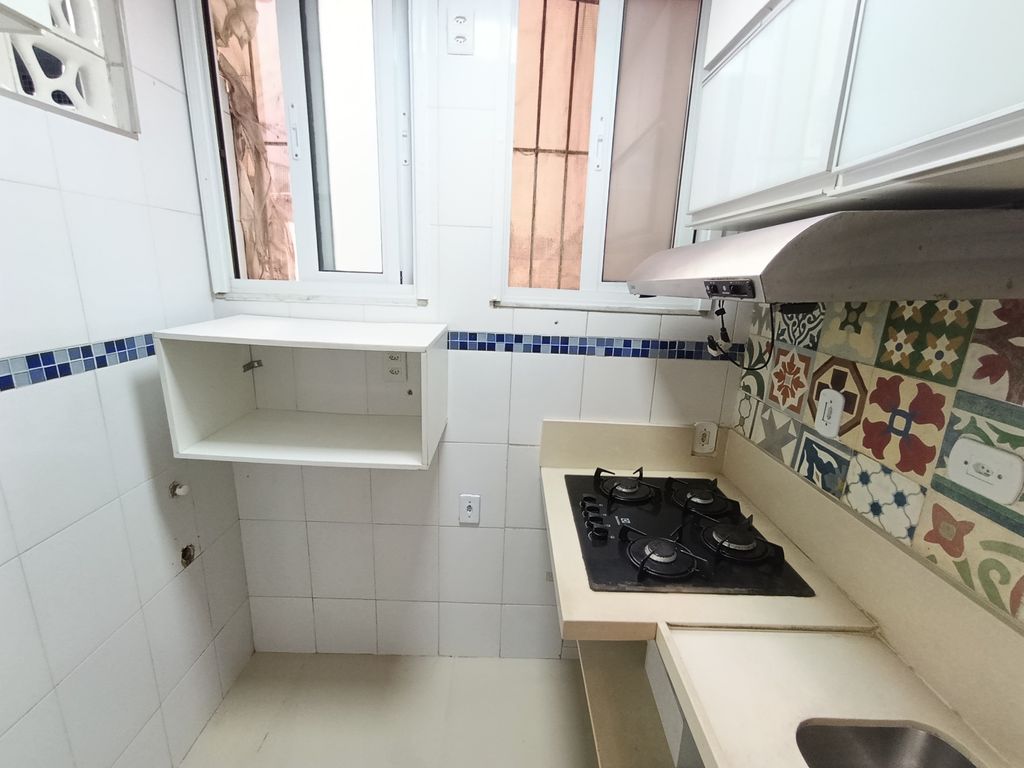 Imagens do imóveis Apartamento tipo Sala e Quarto para venda em Bairro de Fátima, Rio de Janeiro
