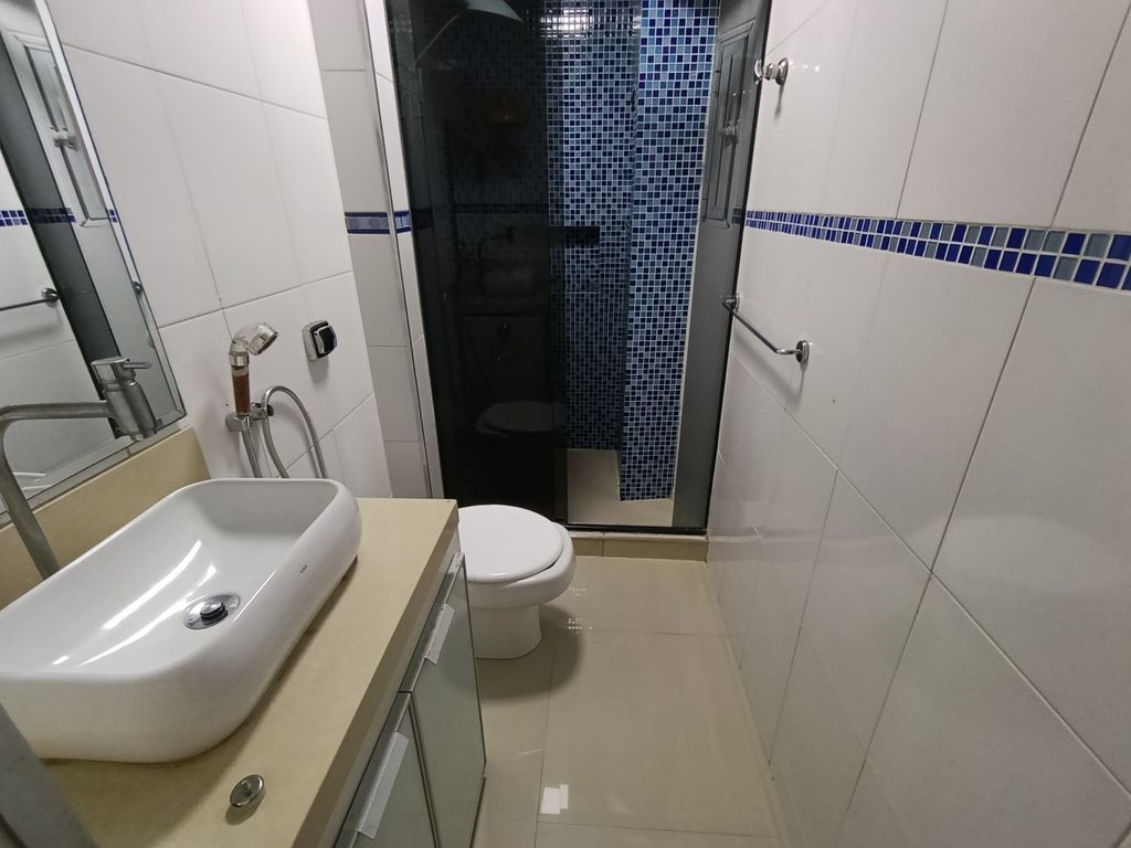 Imagens do imóveis Apartamento tipo Sala e Quarto para venda em Bairro de Fátima, Rio de Janeiro