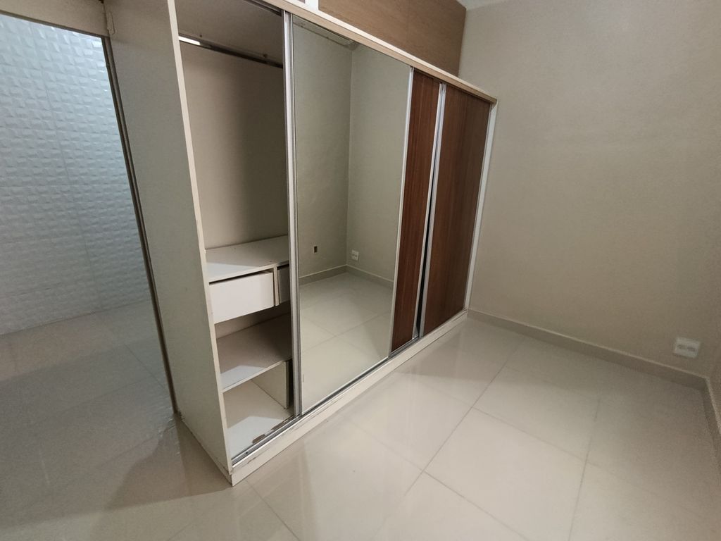 Imagens do imóveis Apartamento tipo Sala e Quarto para venda em Bairro de Fátima, Rio de Janeiro