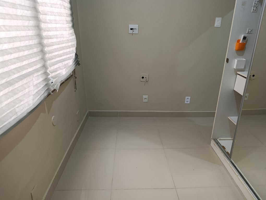 Imagens do imóveis Apartamento tipo Sala e Quarto para venda em Bairro de Fátima, Rio de Janeiro
