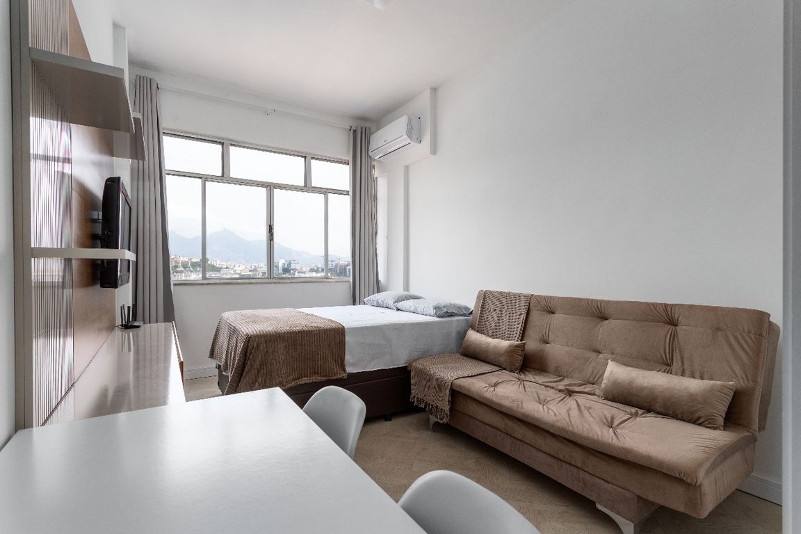 Imagens do imóveis Excelente Apartamento Conjugado Reformado e Mobiliado
