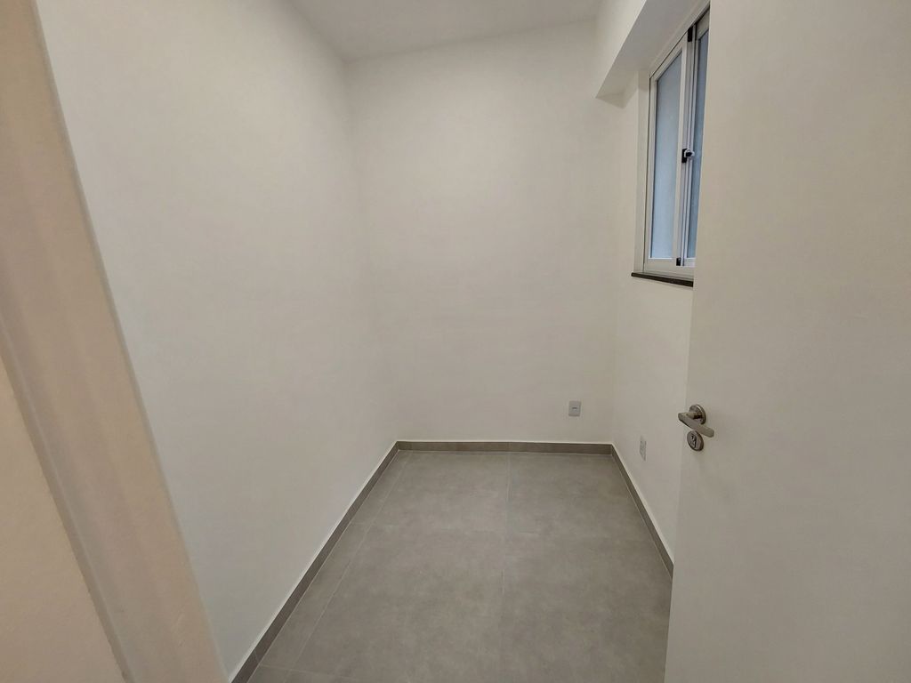 Imagens do imóveis Apartamento sala quarto com dependência