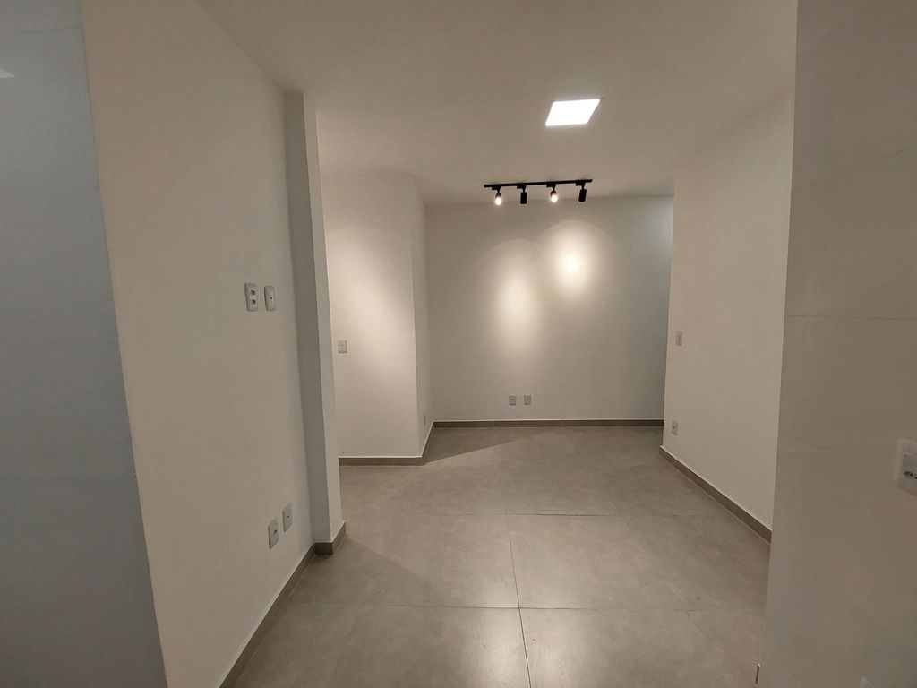 Imagens do imóveis Apartamento sala quarto com dependência