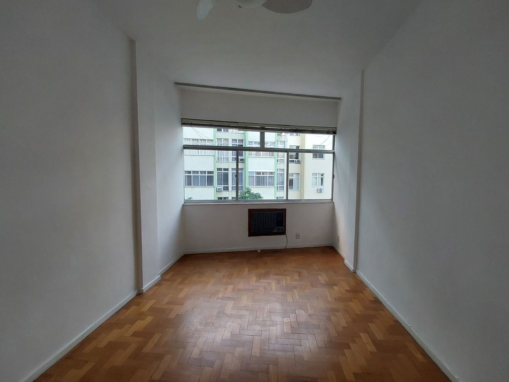 Imagens do imóveis Apartamento três quartos Tijuca próximo da praça saens penha