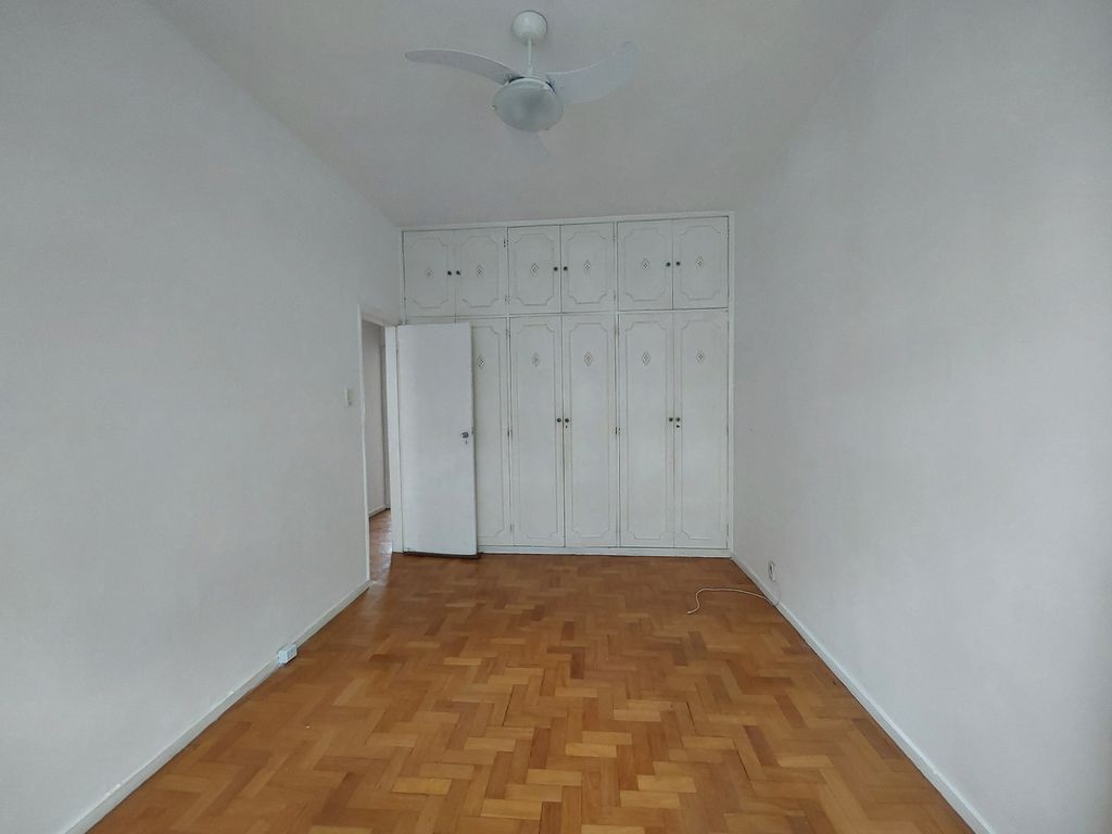 Imagens do imóveis Apartamento três quartos Tijuca próximo da praça saens penha