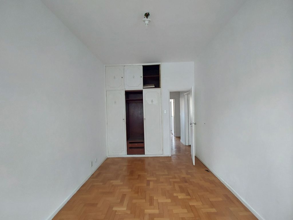 Imagens do imóveis Apartamento três quartos Tijuca próximo da praça saens penha