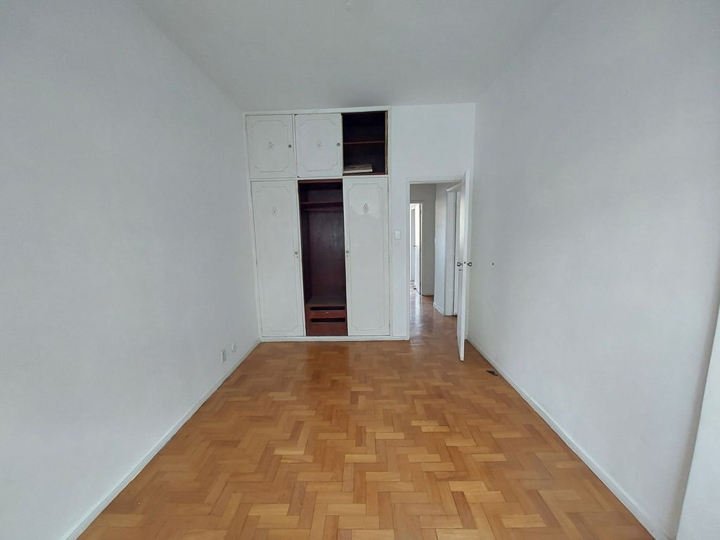 Imagens do imóveis Apartamento três quartos Tijuca próximo da praça saens penha