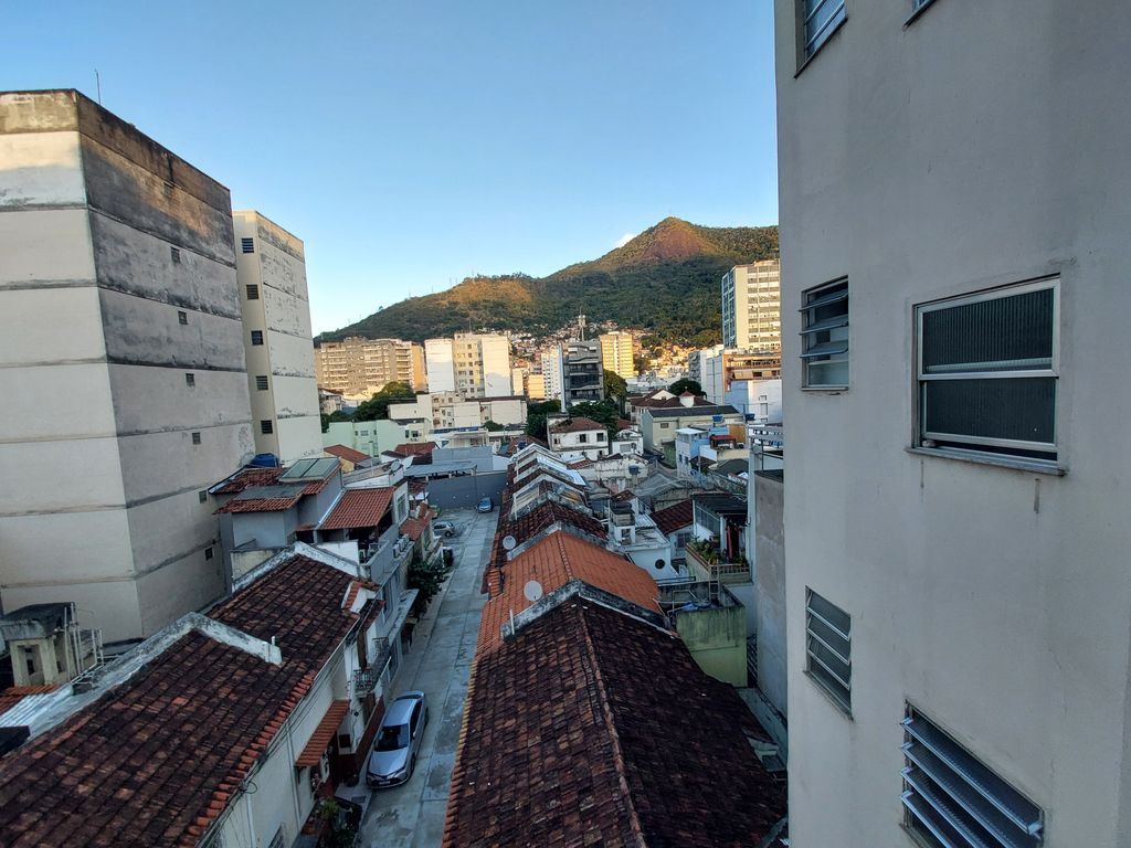 Imagens do imóveis Apartamento três quartos Tijuca próximo da praça saens penha