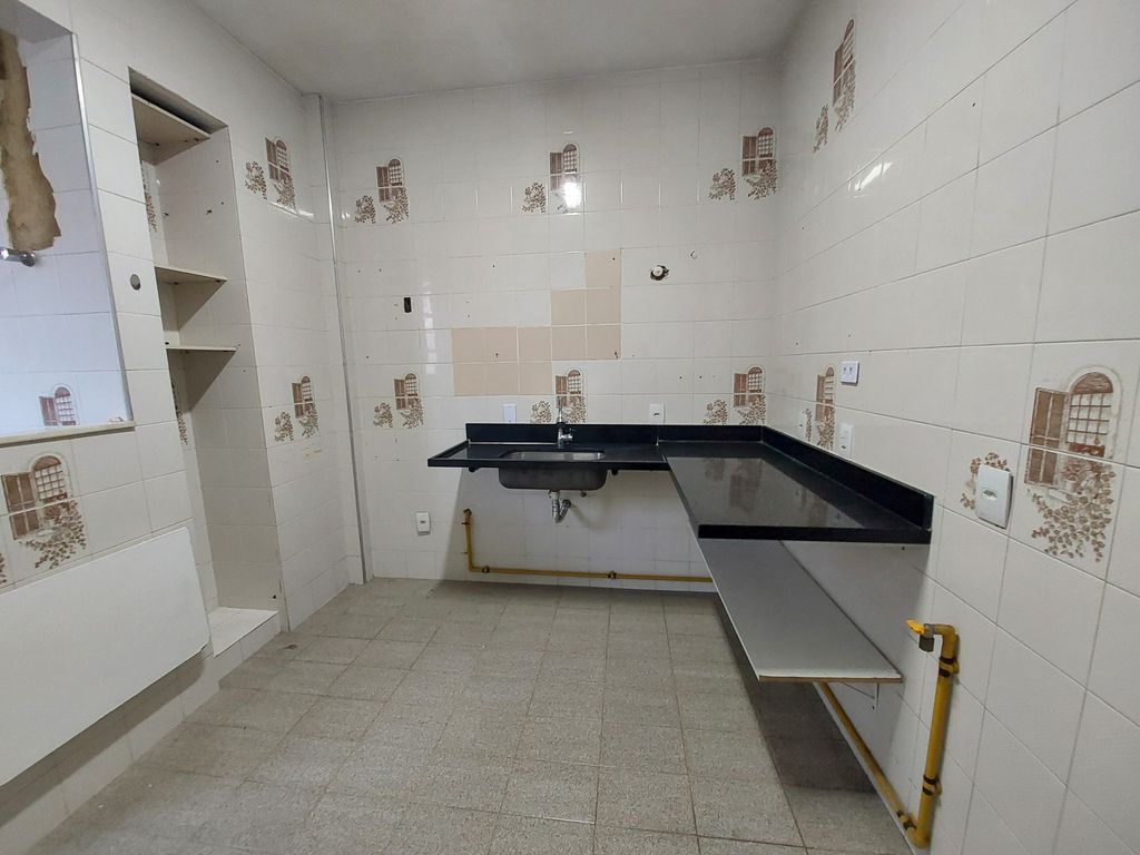 Imagens do imóveis Apartamento três quartos Tijuca próximo da praça saens penha