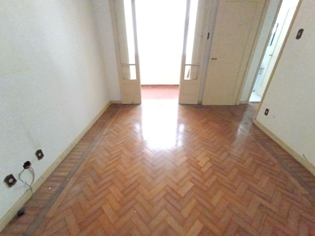 Imagens do imóveis Apartamento de sala dois varanda quartos para venda em Flamengo Rio de Janeiro