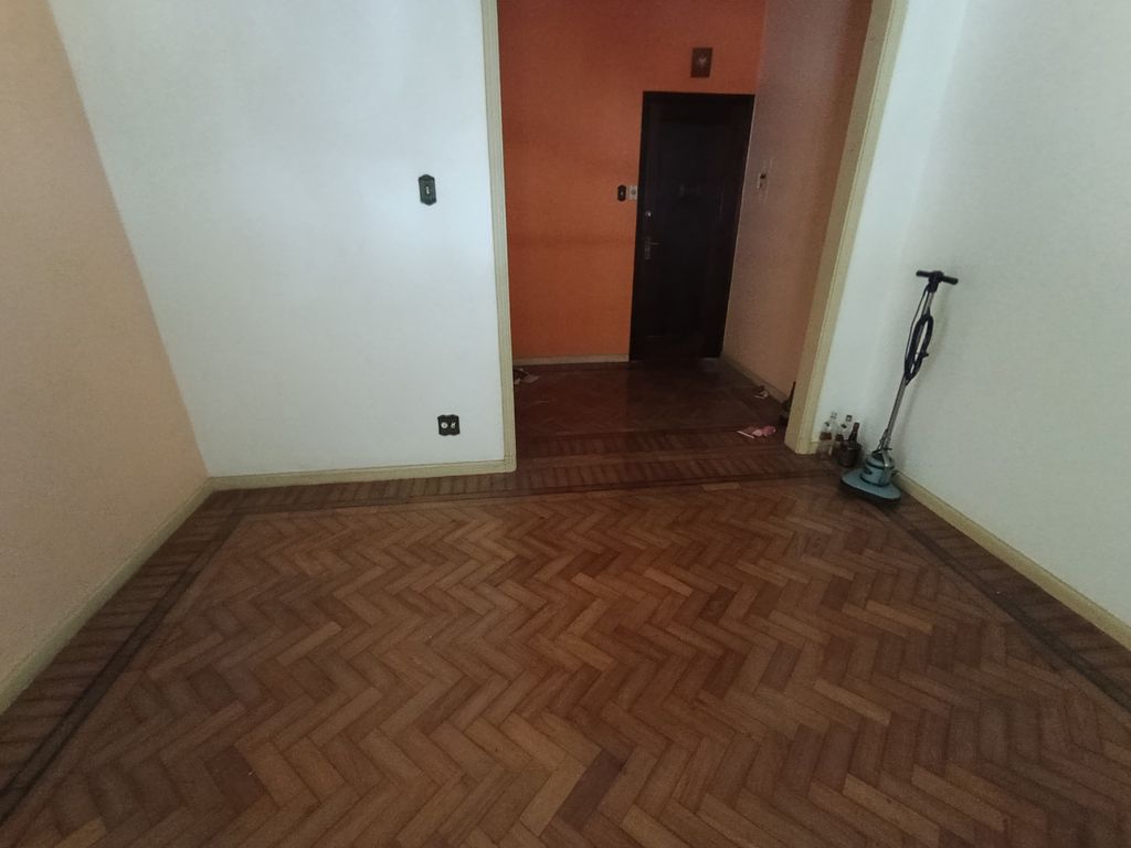 Imagens do imóveis Apartamento de sala dois varanda quartos para venda em Flamengo Rio de Janeiro