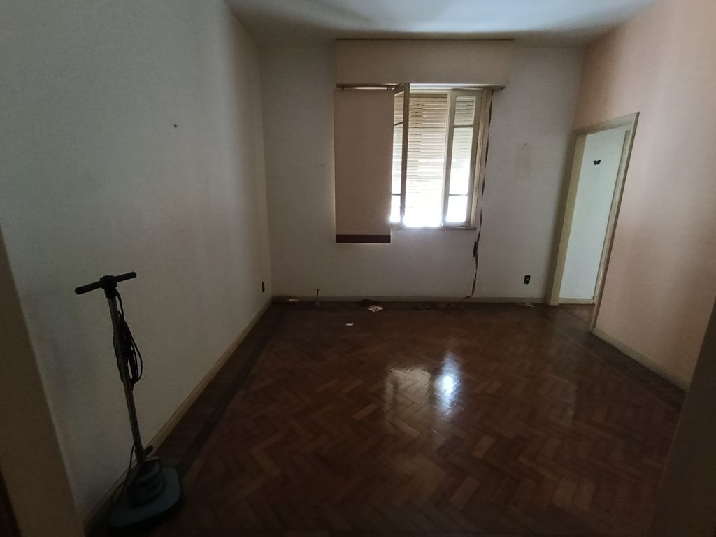 Imagens do imóveis Apartamento de sala dois varanda quartos para venda em Flamengo Rio de Janeiro