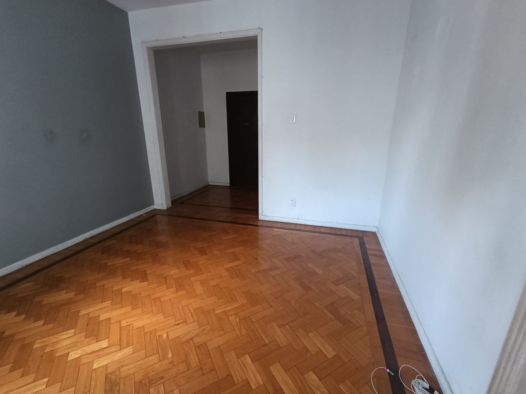 Imagens do imóveis Apartamento de sala dois varanda quartos para venda em Flamengo Rio de Janeiro