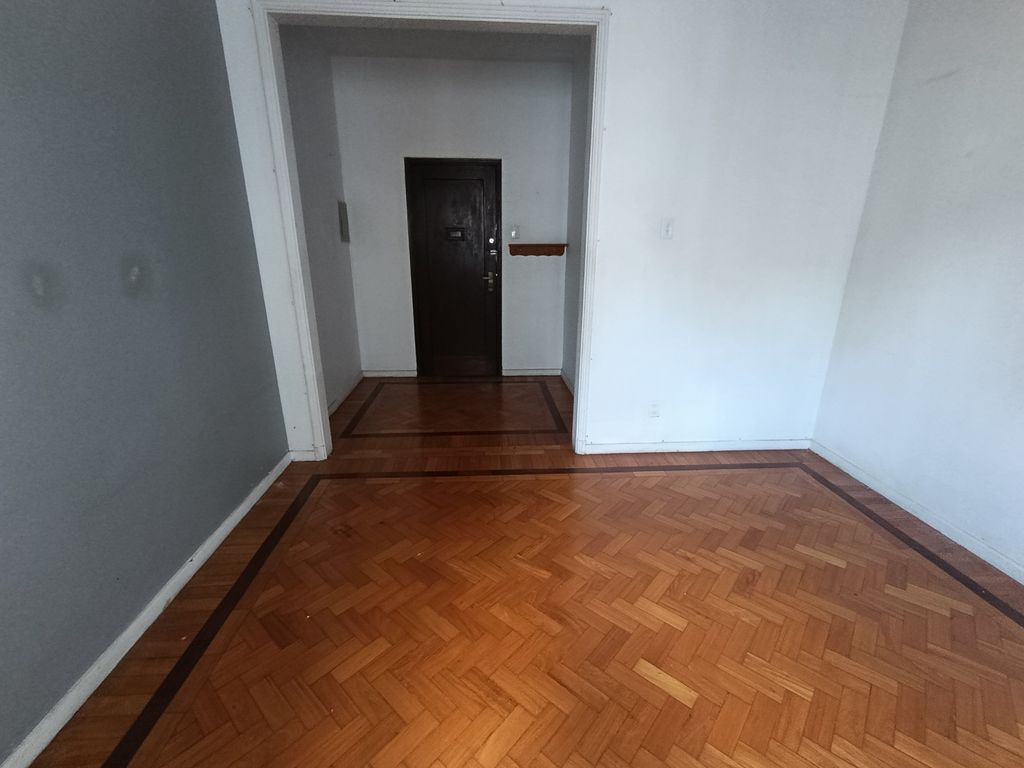 Imagens do imóveis Apartamento de sala dois varanda quartos para venda em Flamengo Rio de Janeiro