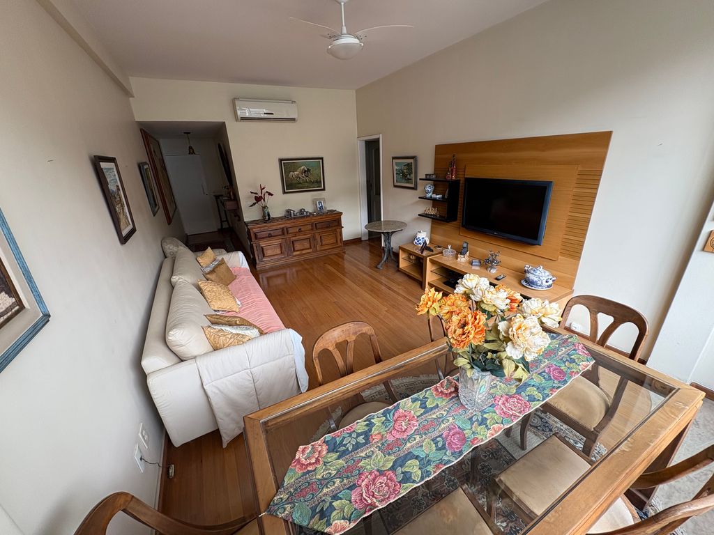 Imagens do imóveis Excelente Apartamento composto por 3 quartos em Laranjeiras e vaga de garagem