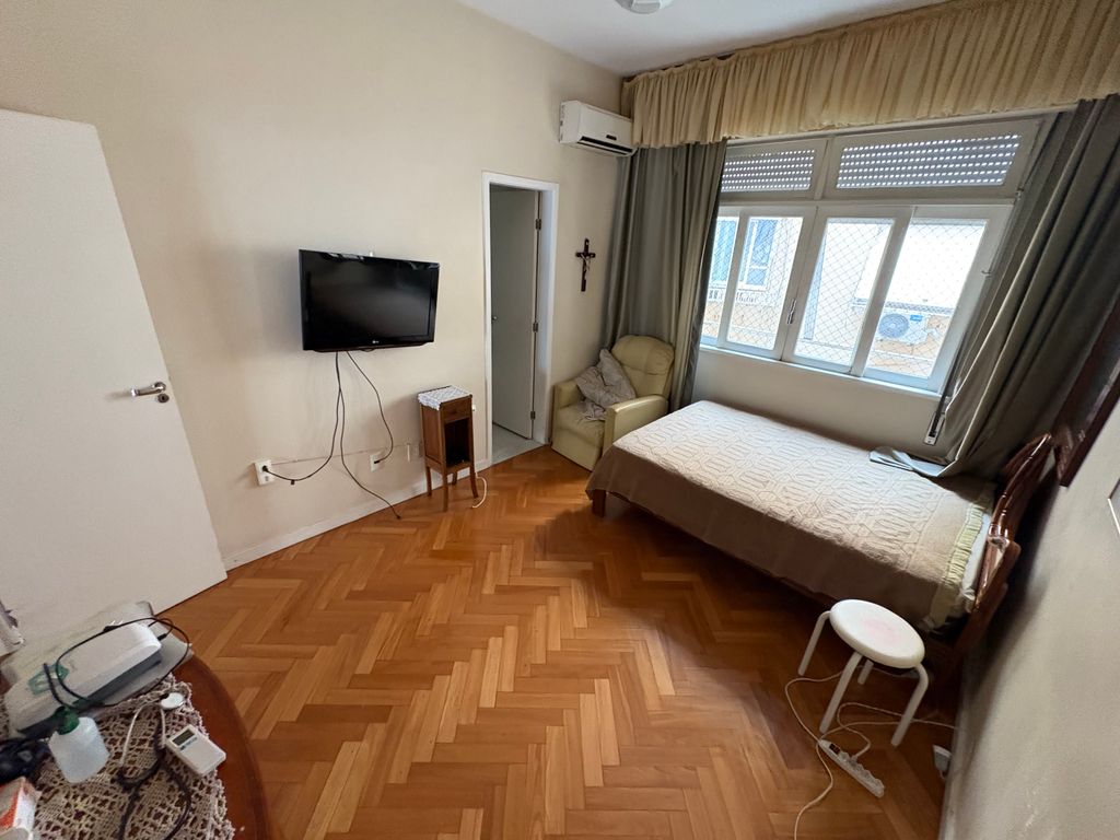 Imagens do imóveis Excelente Apartamento composto por 3 quartos em Laranjeiras e vaga de garagem