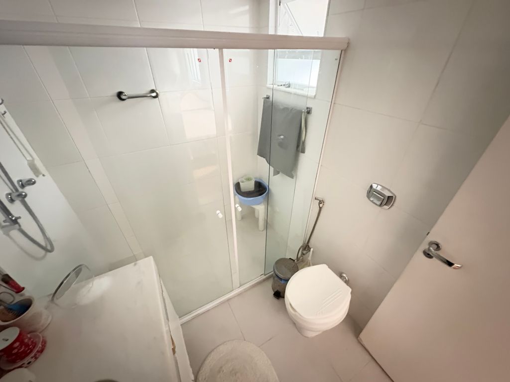 Imagens do imóveis Excelente Apartamento composto por 3 quartos em Laranjeiras e vaga de garagem