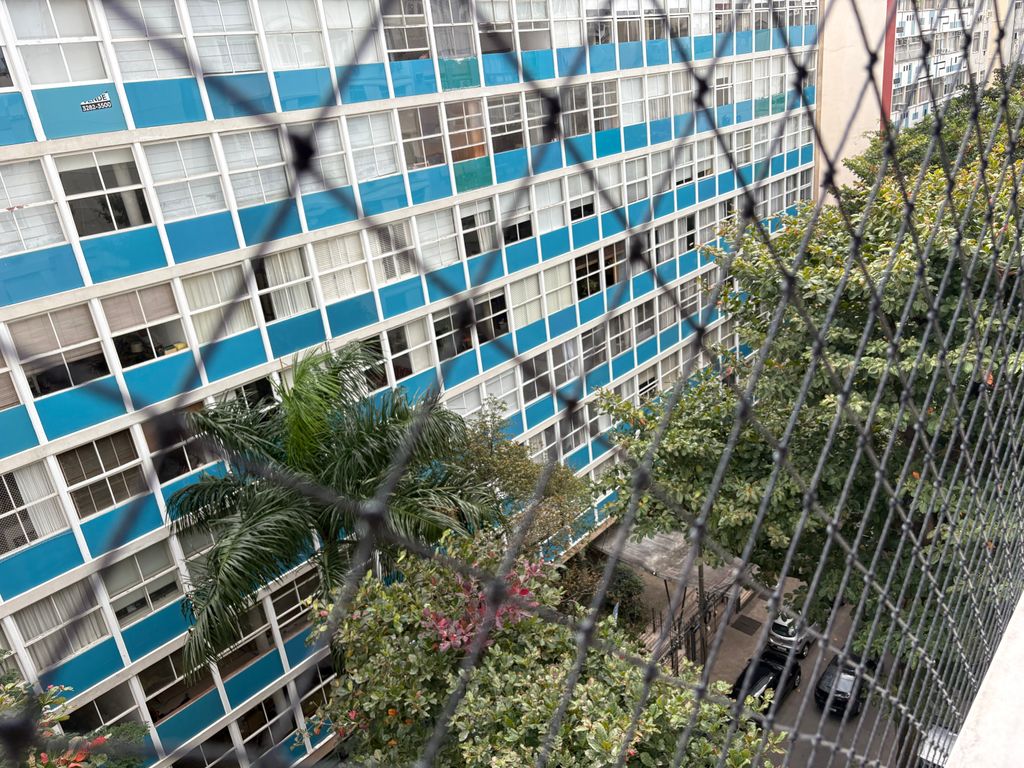 Imagens do imóveis Excelente Apartamento composto por 3 quartos em Laranjeiras e vaga de garagem