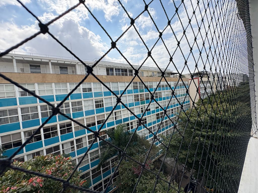 Imagens do imóveis Excelente Apartamento composto por 3 quartos em Laranjeiras e vaga de garagem