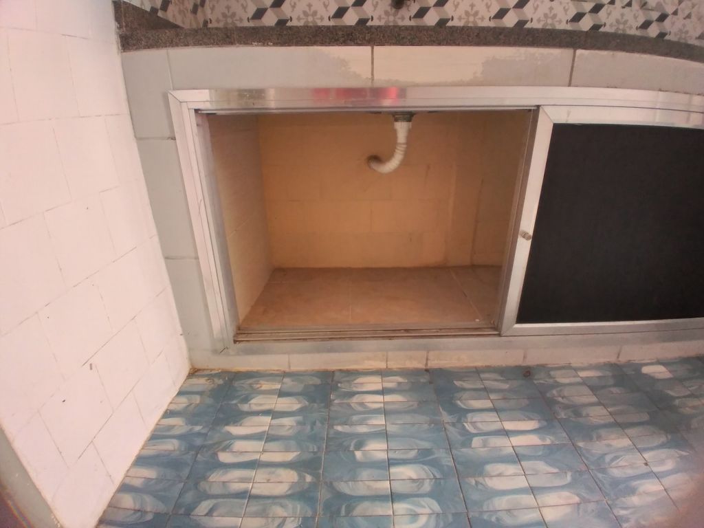 Imagens do imóveis Casa à Venda com 2 quartos, 1 banheiro e 55m² por R$ 250.000