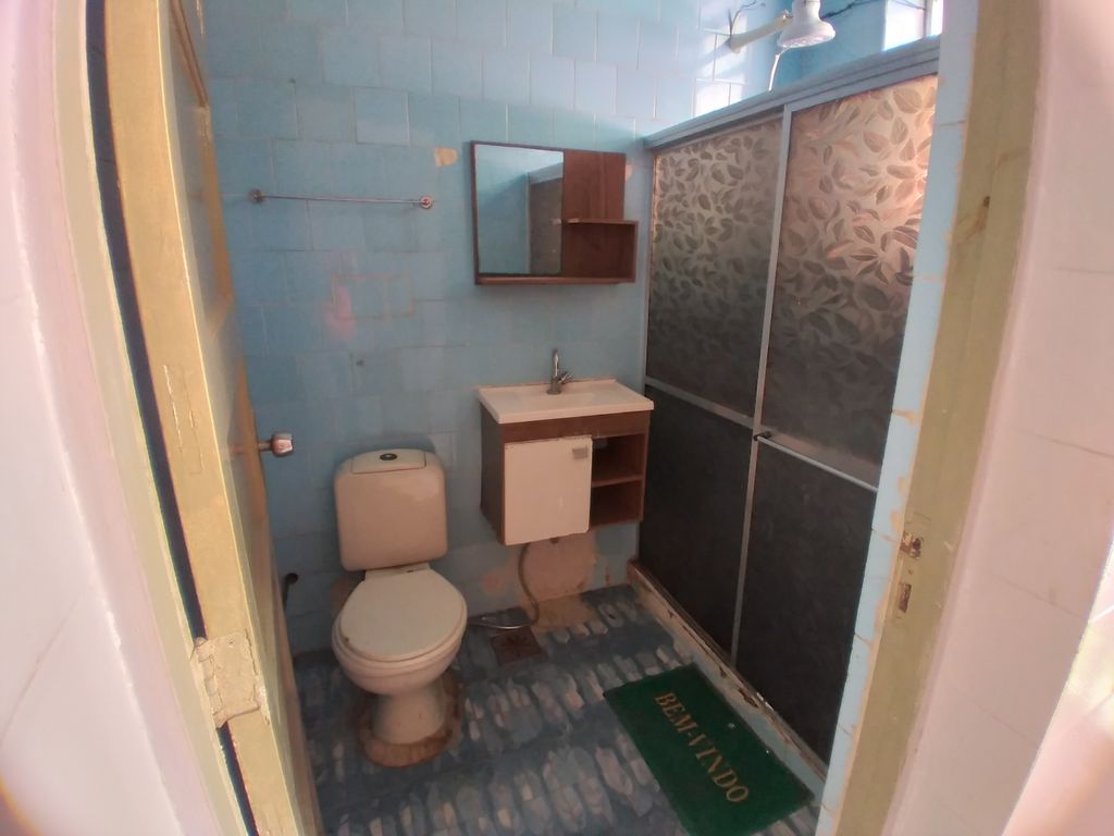 Imagens do imóveis Casa à Venda com 2 quartos, 1 banheiro e 55m² por R$ 250.000