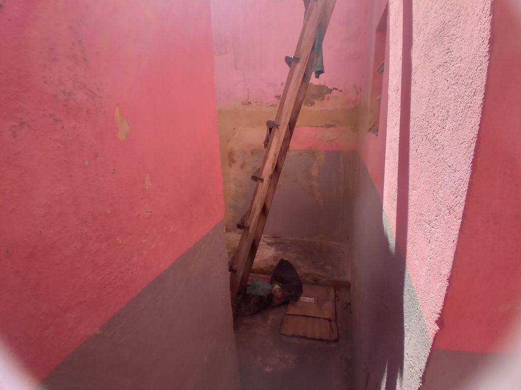 Imagens do imóveis Casa à Venda com 2 quartos, 1 banheiro e 55m² por R$ 250.000