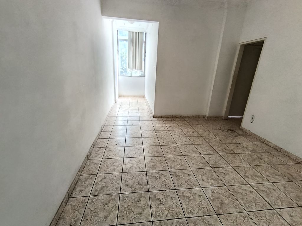 Imagens do imóveis Apartamento de Sala e dois Quartos Garagem em Centro para venda Rio de Jeniro