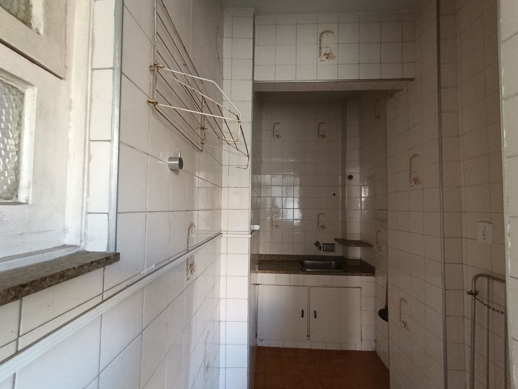 Imagens do imóveis Apartamento de quarto sala cozinha banheiro dependência em centro Rio de Janeiro