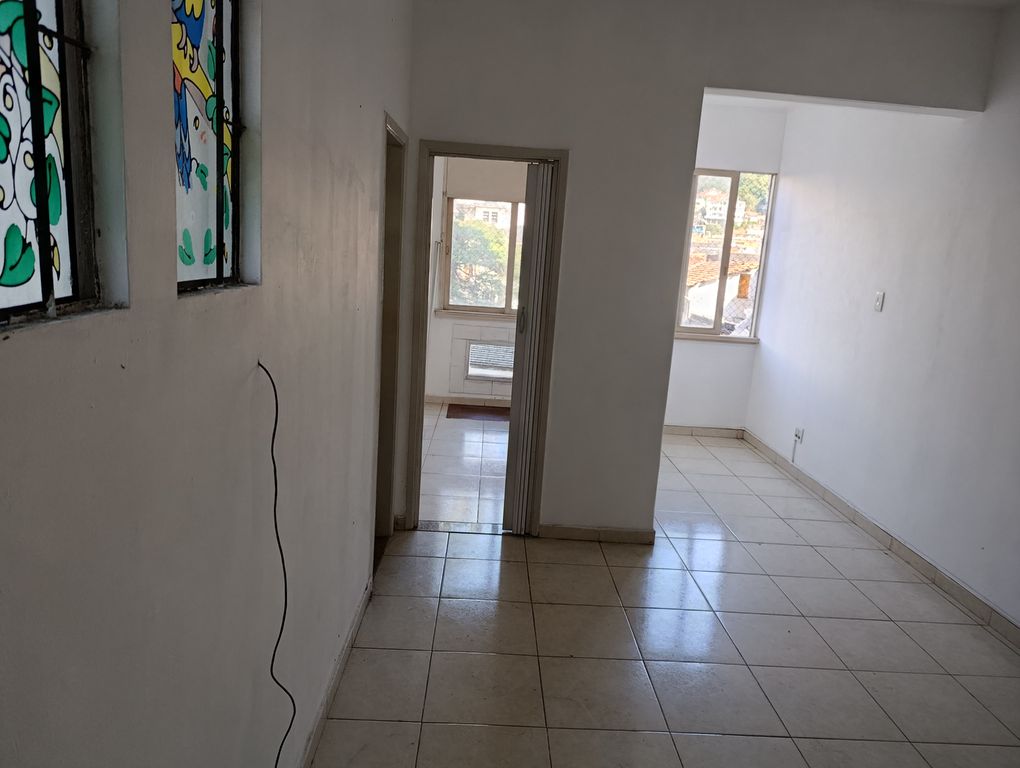 Imagens do imóveis Apartamento de quarto sala cozinha banheiro dependência em centro Rio de Janeiro