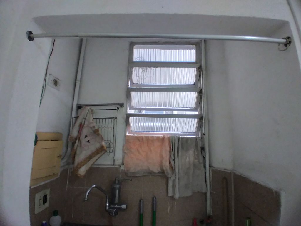 Imagens do imóveis Conjugado no Centro, com 1 banheiro, 20 m²