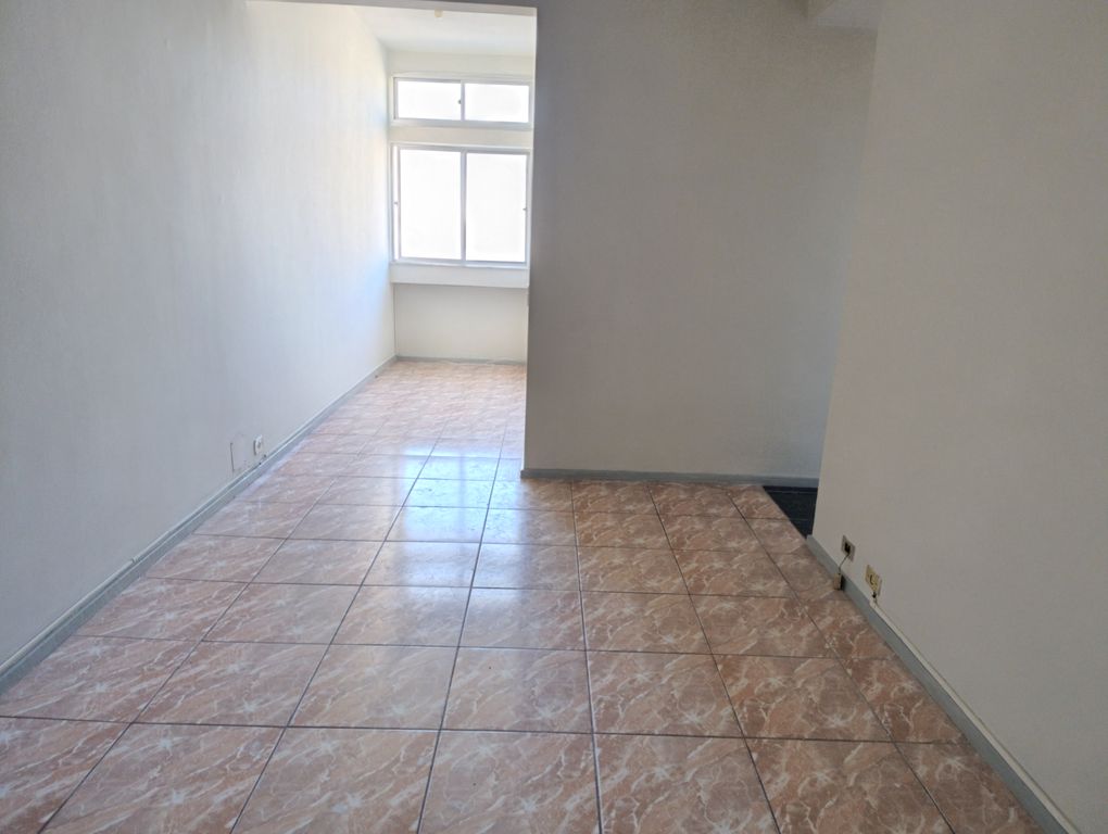Imagens do imóveis Apartamento composto de Sala um quarto dependência  em centro Rio de Janeiro