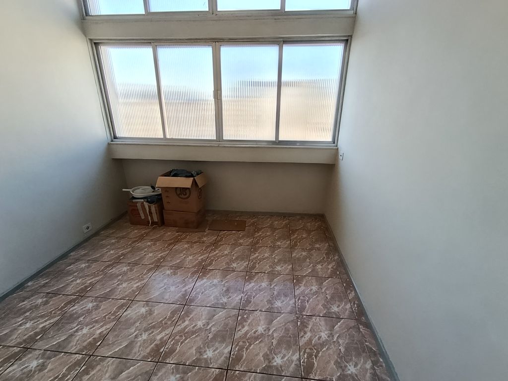 Imagens do imóveis Apartamento composto de Sala um quarto dependência  em centro Rio de Janeiro