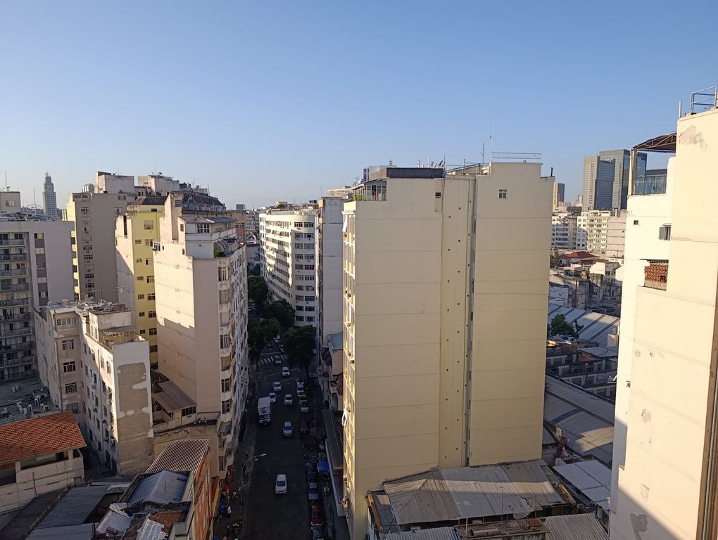Imagens do imóveis Apartamento composto de Sala um quarto dependência  em centro Rio de Janeiro