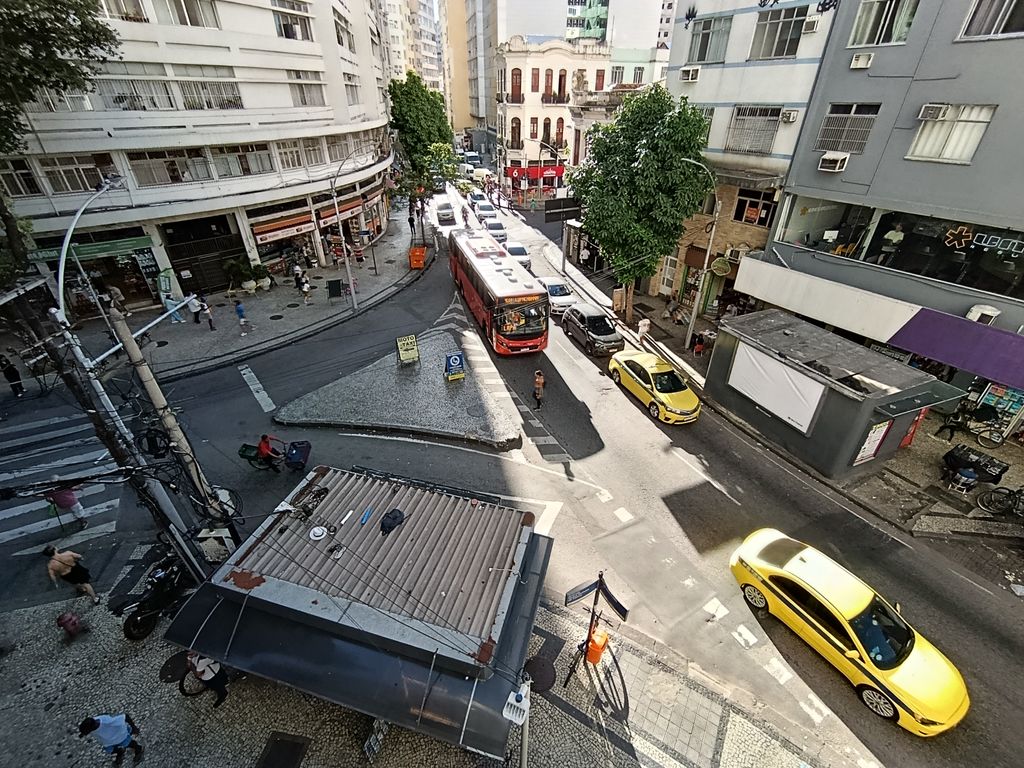 Imagens do imóveis Apartamento sala um quarto no bairro de Fátima para venda centro Rio de Janeiro