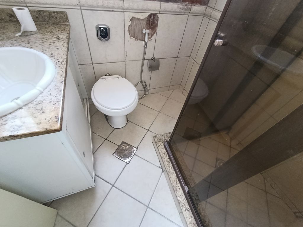 Imagens do imóveis Apartamento sala um quarto no bairro de Fátima para venda centro Rio de Janeiro