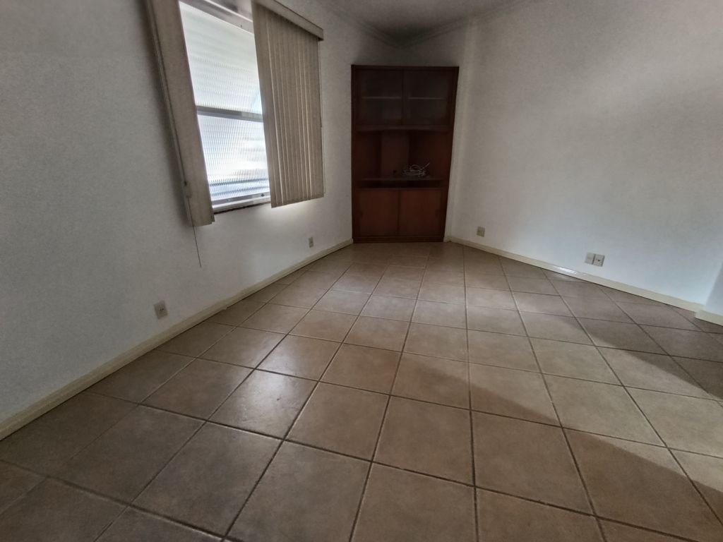 Imagens do imóveis Apartamento sala um quarto no bairro de Fátima para venda centro Rio de Janeiro