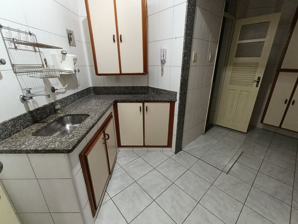 Imagens do imóveis Apartamento sala um quarto no bairro de Fátima para venda centro Rio de Janeiro