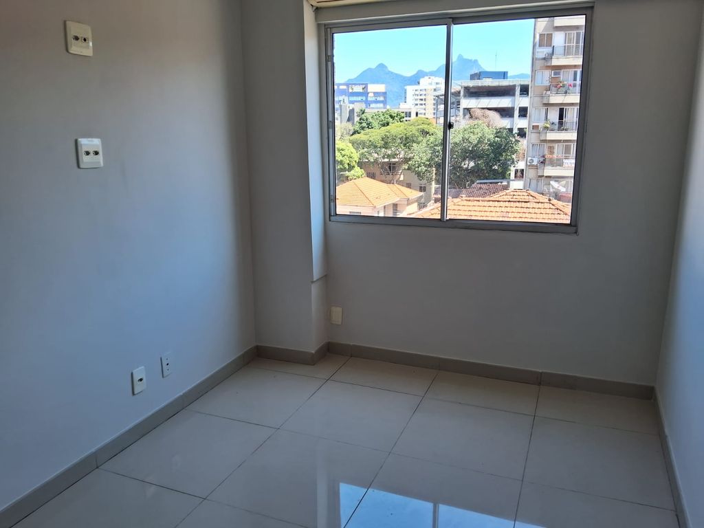Imagens do imóveis Apartamento com 2 quartos e vaga de garagem na Zona Norte