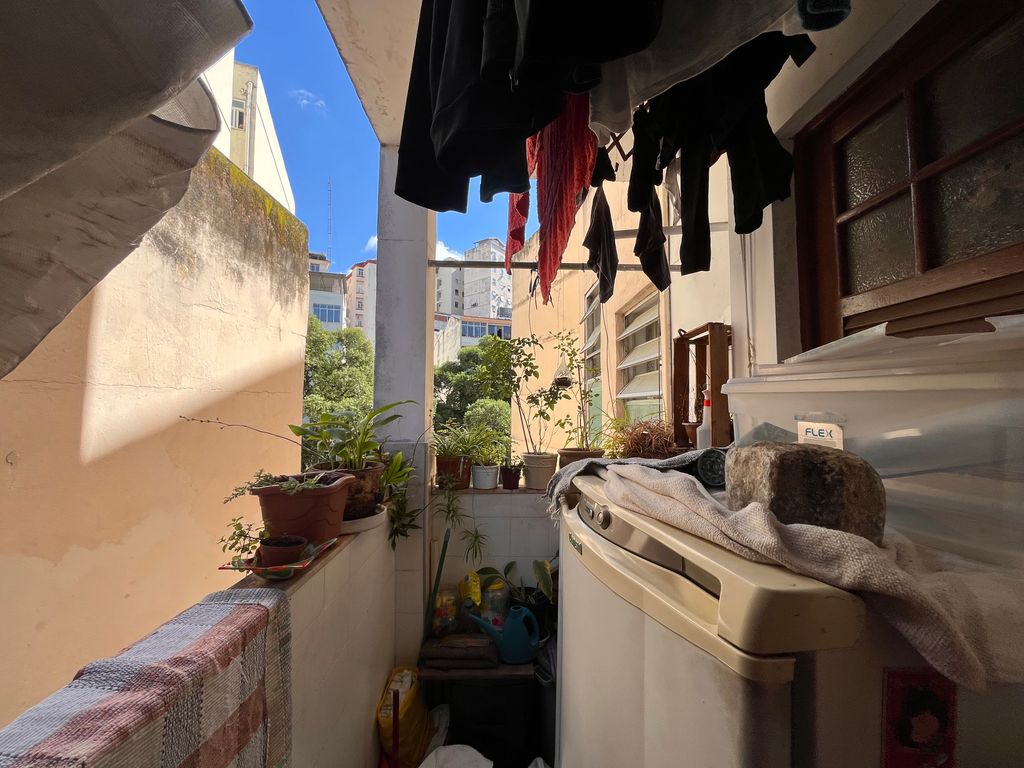 Imagens do imóveis Apartamento  2 quartos+varandinha com 76m² na Rua Monte Alegre Santa Teresa